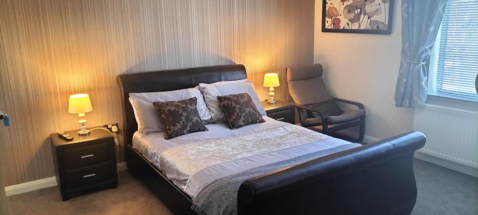 The New Accommodation Free Complementary Breakfast Tibshelf Екстериор снимка