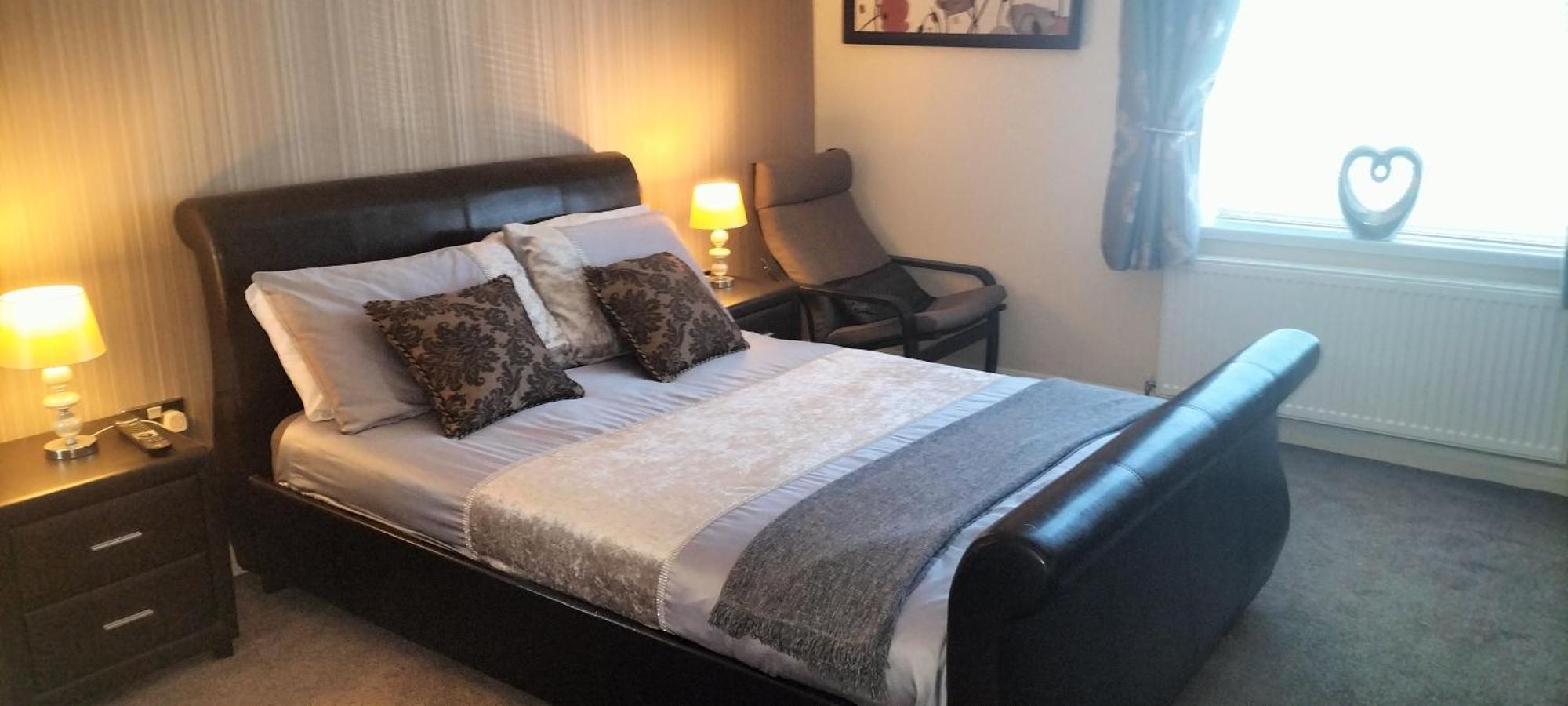 The New Accommodation Free Complementary Breakfast Tibshelf Екстериор снимка
